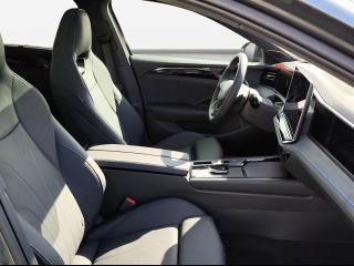 Volkswagen Passat Variant R-Line – image 4 of 24