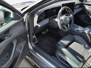 Volkswagen Passat Variant R-Line – image 14 of 24