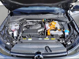 Volkswagen Passat Variant R-Line – image 18 of 24