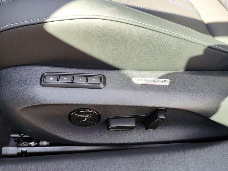 Volkswagen Passat Variant R-Line – image 20 of 24
