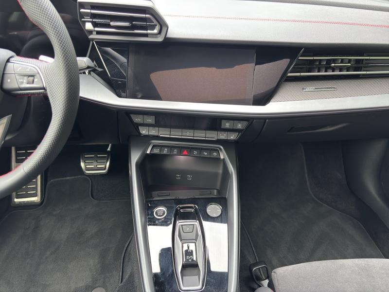 Audi A3 Sportback S line – image 7 of 22