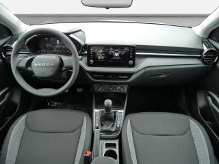 Škoda Fabia Essence – image 5 of 24