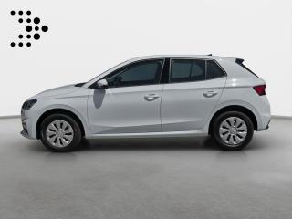 Škoda Fabia Essence – image 3 of 24