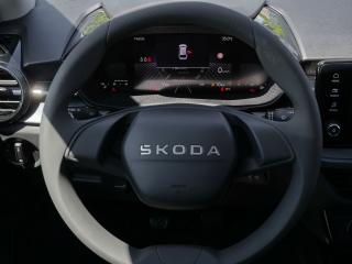 Škoda Fabia Essence – image 9 of 24