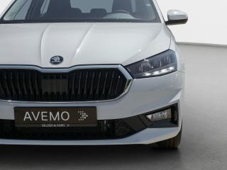 Škoda Fabia Essence – image 12 of 24