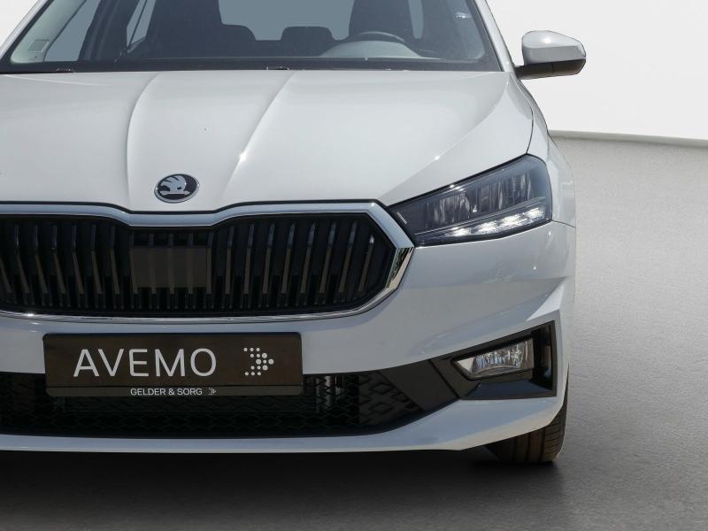 Škoda Fabia Essence – image 12 of 24
