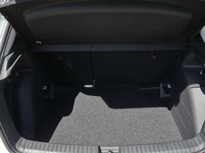 Škoda Fabia Essence – image 23 of 24
