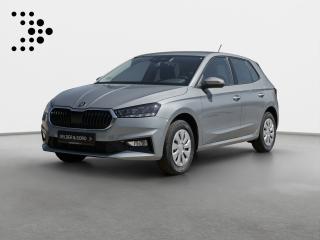 Škoda Fabia Essence – image 1 of 22