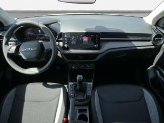 Škoda Fabia Essence – image 5 of 22