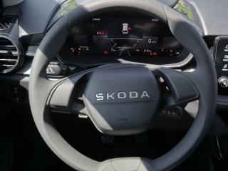 Škoda Fabia Essence – image 9 of 22
