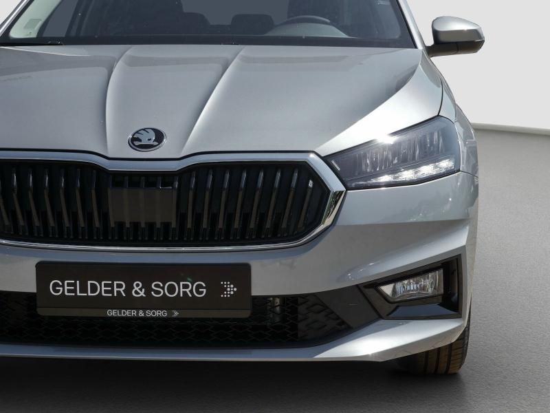 Škoda Fabia Essence – image 11 of 22