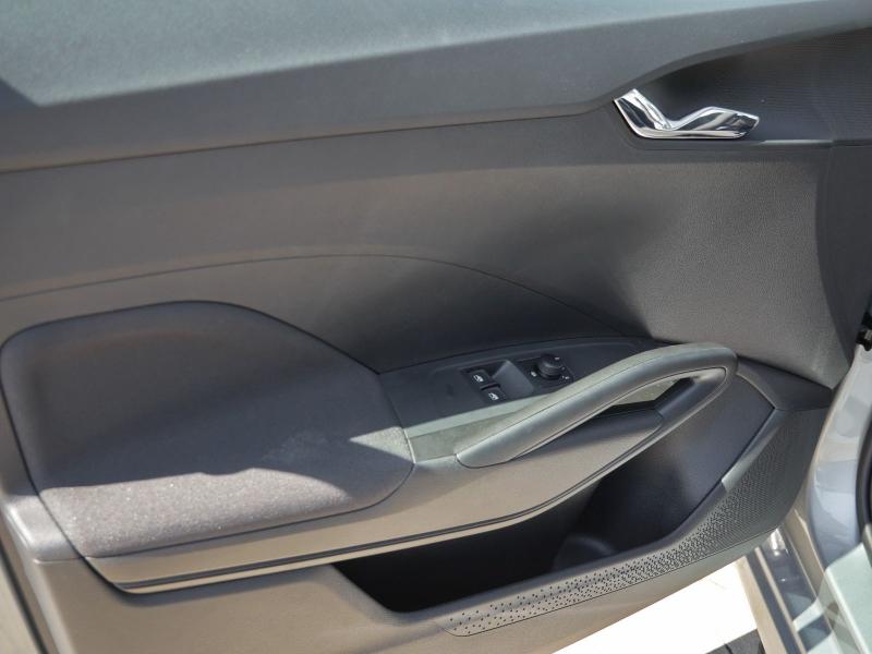Škoda Fabia Essence – image 19 of 22