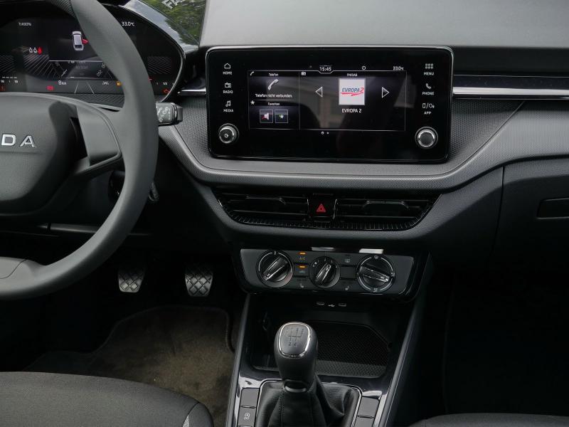 Škoda Fabia Essence – Bild 6 von 23