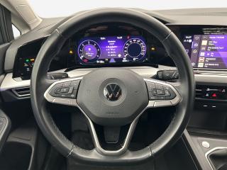Volkswagen Golf Variant LIFE – image 8 of 17