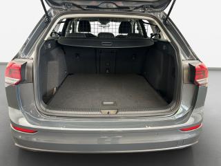 Volkswagen Golf Variant LIFE – image 11 of 17