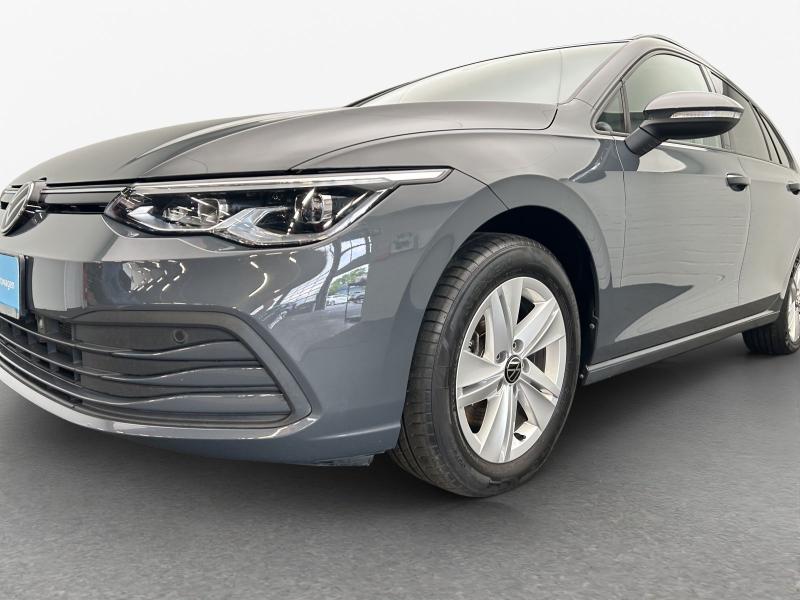 Volkswagen Golf Variant LIFE – image 13 of 17