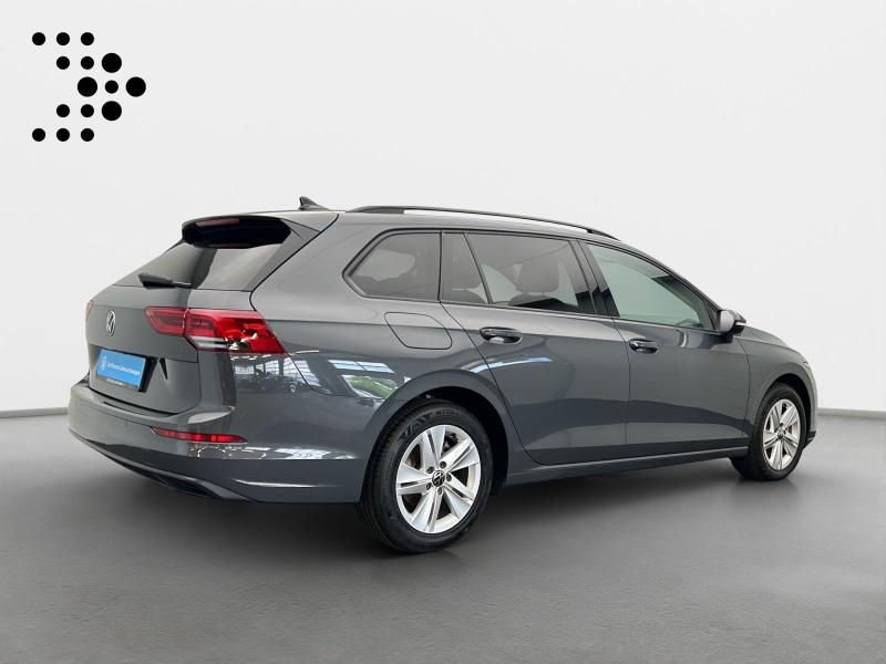 Volkswagen Golf Variant LIFE – image 16 of 17