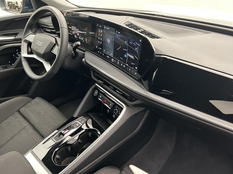 Audi Q5 Sportback – image 7 of 18