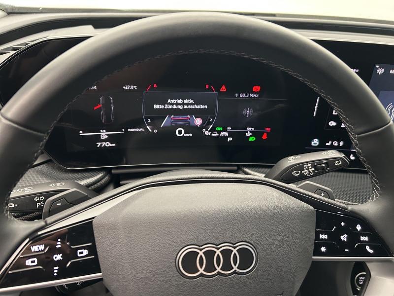 Audi Q5 Sportback – image 9 of 18