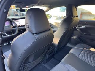 Audi A6 Avant e-tron S line – image 17 of 21