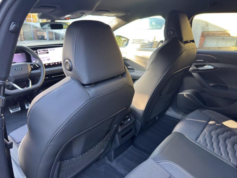 Audi A6 Avant e-tron S line – image 17 of 21