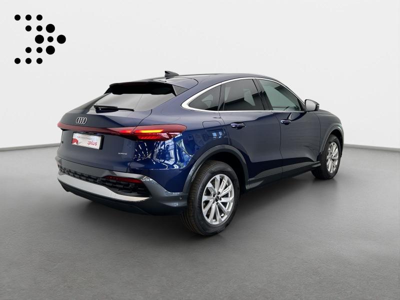 Audi Q5 Sportback – image 2 of 16