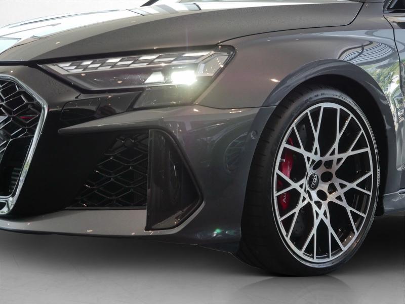 Audi RS 3 Sportback S line – image 13 of 24