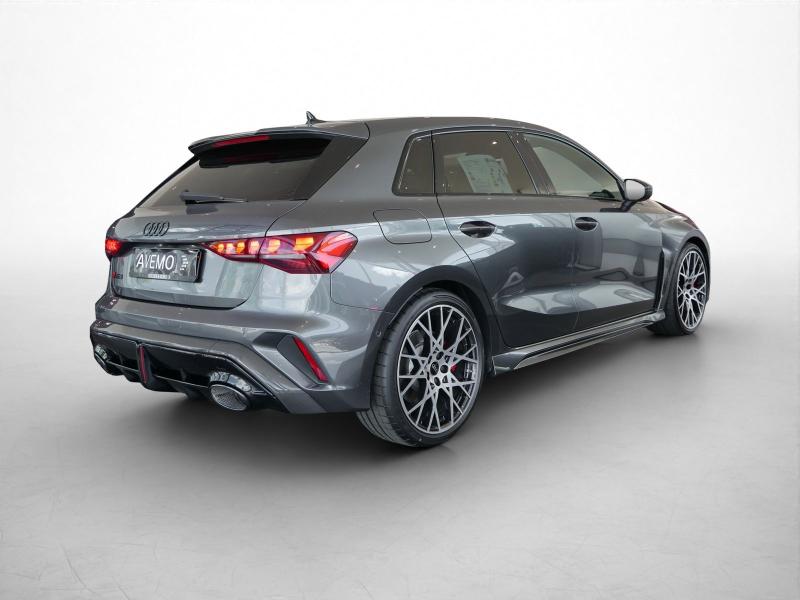 Audi RS 3 Sportback S line – image 19 of 24