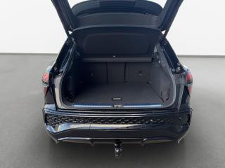 Audi Q3 S line – image 10 of 14