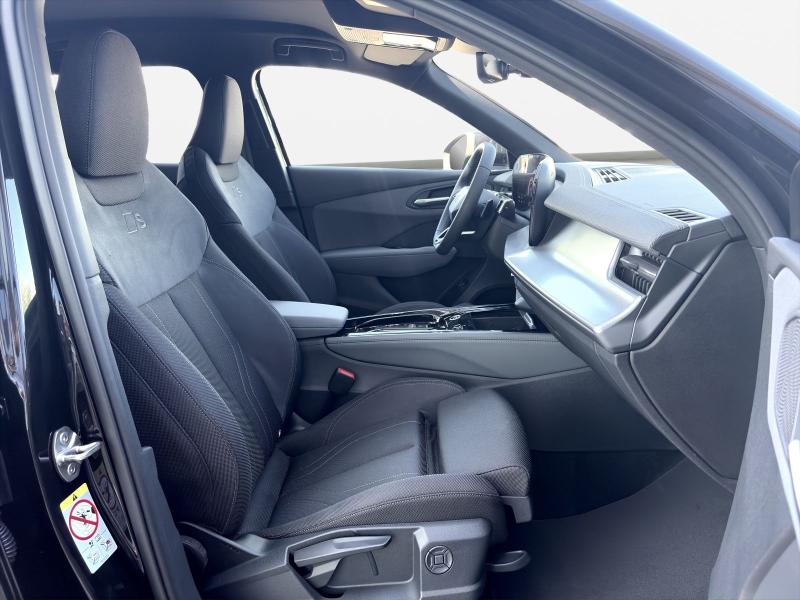 Audi Q3 S line – image 4 of 14