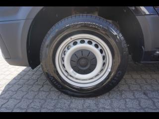 Volkswagen Crafter – image 4 of 8