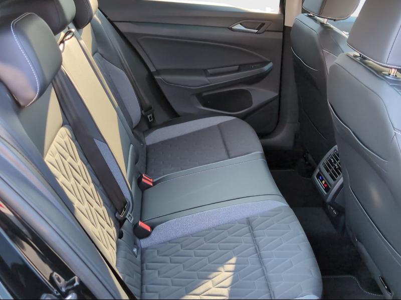 Volkswagen Golf Goal – image 15 of 22