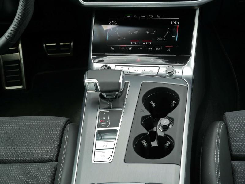 Audi A6 Avant S line – image 7 of 24