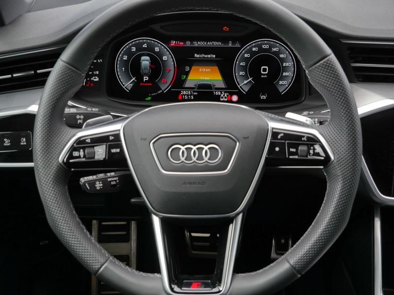 Audi A6 Avant S line – image 9 of 24