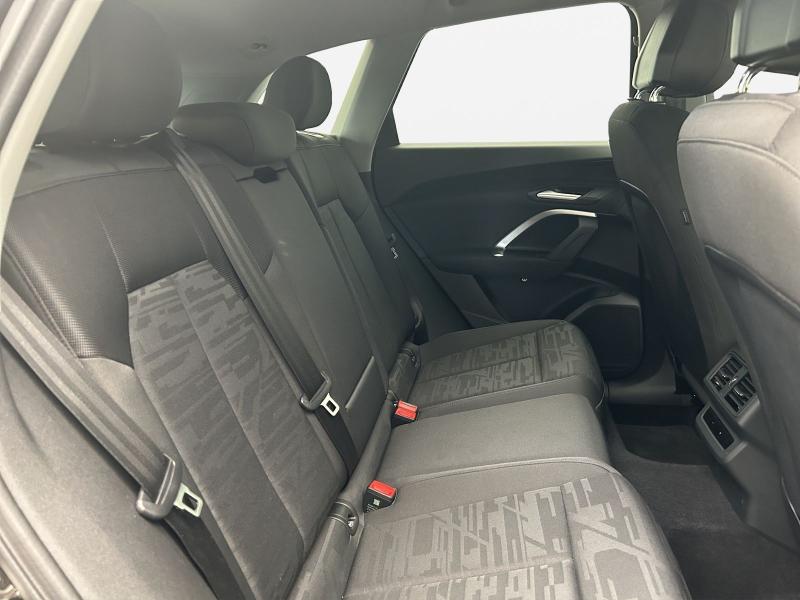 Audi Q5 – image 16 of 19