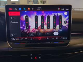 Volkswagen Golf GTI GTI – image 21 of 22