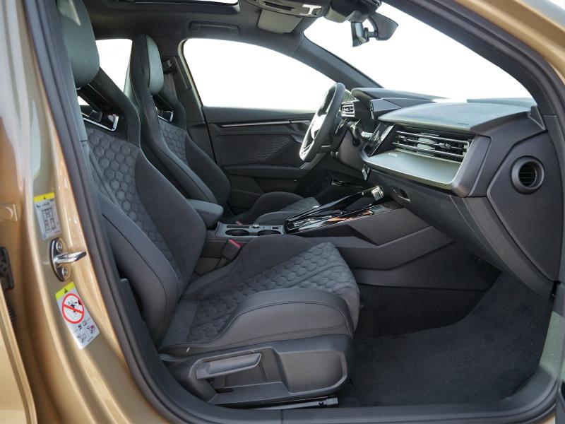 Audi RS 3 Limousine RS – image 4 of 25