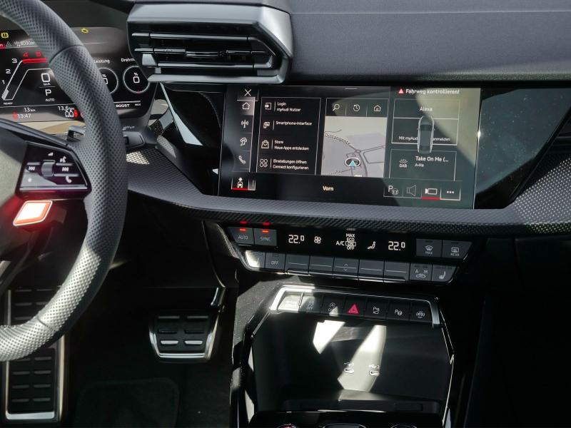 Audi RS 3 Limousine RS – image 6 of 25