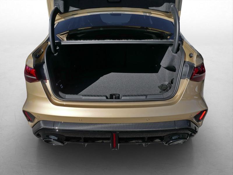 Audi RS 3 Limousine RS – image 11 of 25