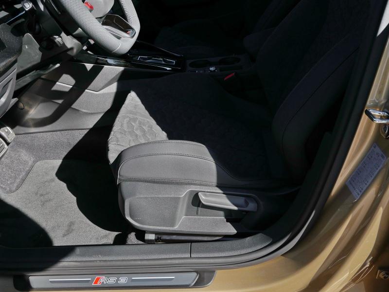 Audi RS 3 Limousine RS – image 23 of 25