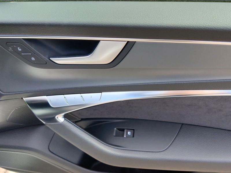 Audi A6 Avant advanced – image 22 of 24