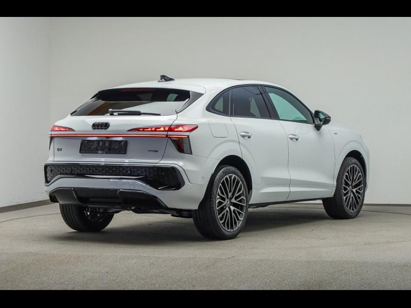 Audi Q3 Sportback S line – Bild 2 von 15