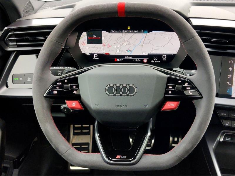 Audi RS 3 Limousine RS – image 8 of 25