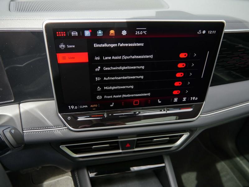 Volkswagen Tiguan Elegance – Bild 21 von 25