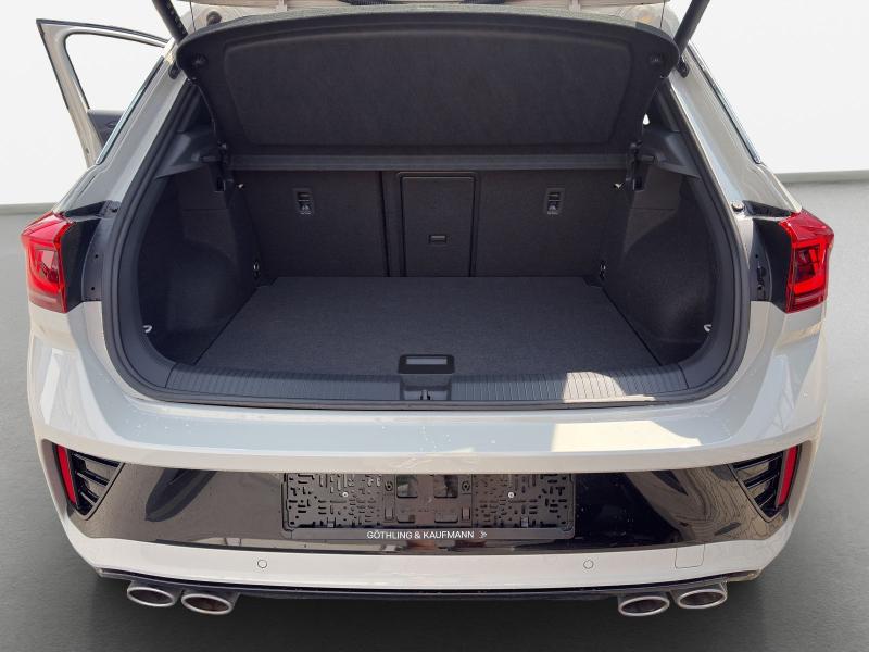 Volkswagen T-Roc R – image 10 of 12