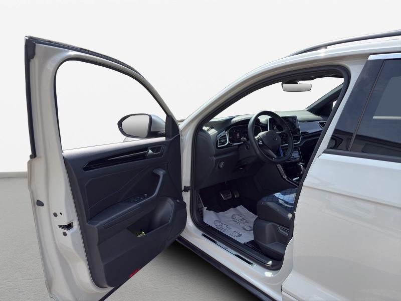 Volkswagen T-Roc R – image 12 of 12