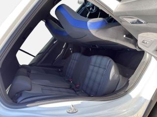 Volkswagen Golf GTE – image 14 of 21