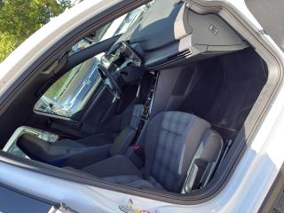 Volkswagen Golf GTE – image 15 of 21