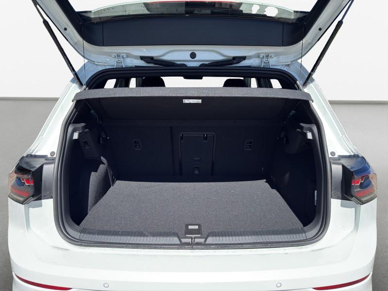 Volkswagen Golf GTE – image 9 of 21