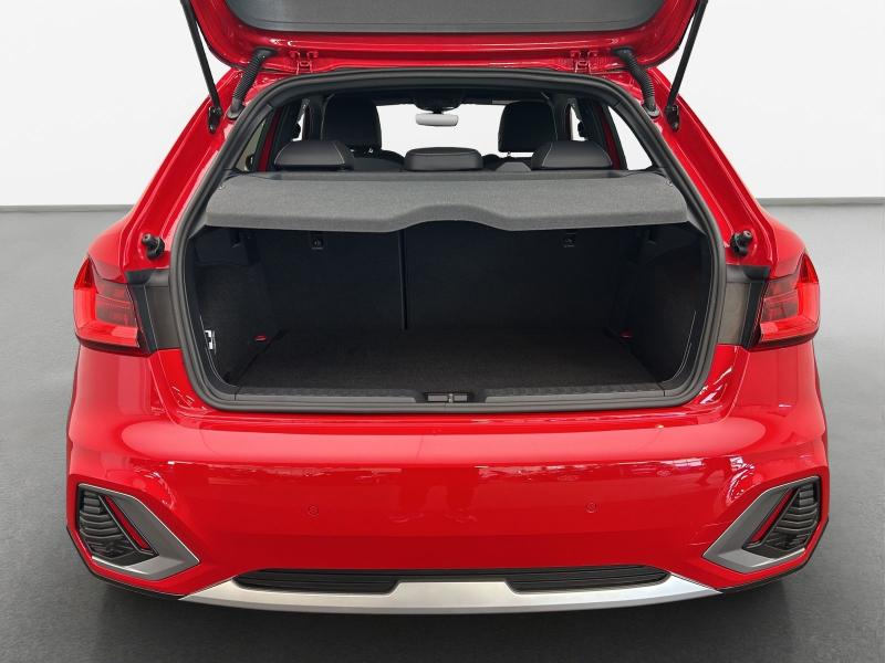 Audi A1 allstreet S line – image 11 of 16